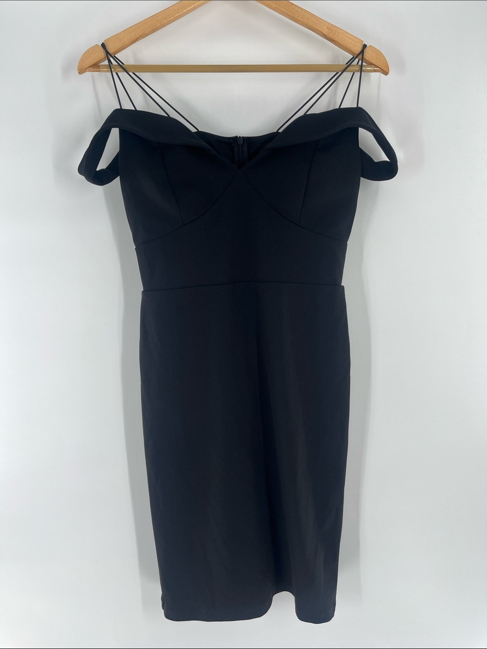 Olia Black Off the Shoulder Mini Dress Size S Gently Used
